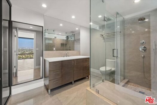 4316 Marina City Drive 1131