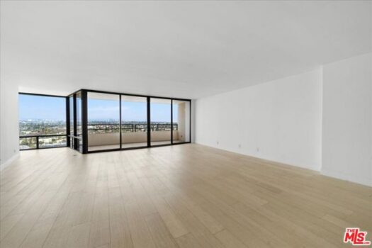 4316 Marina City Drive 1131