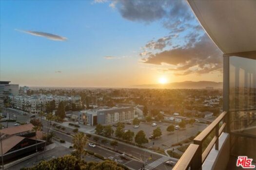 4267 Marina City Drive 900