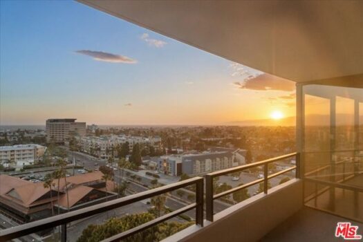 4267 Marina City Drive 900