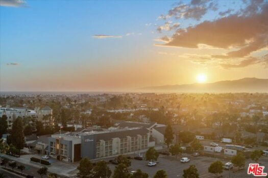 4267 Marina City Drive 900