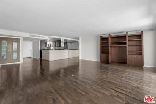 4267 Marina City Drive 900