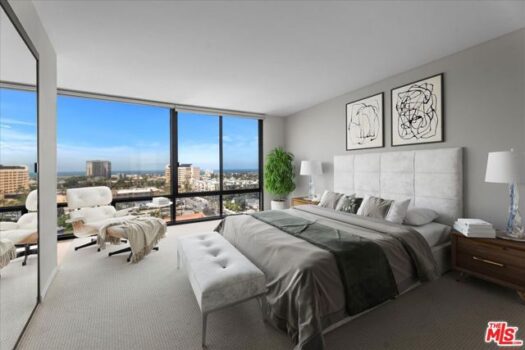 4267 Marina City Drive 900