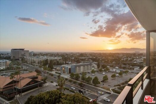 4267 Marina City Drive 900