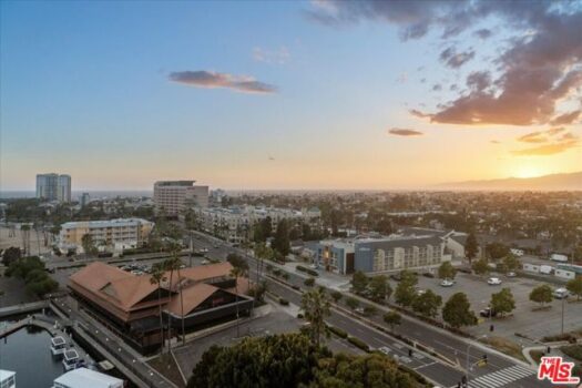 4267 Marina City Drive 900