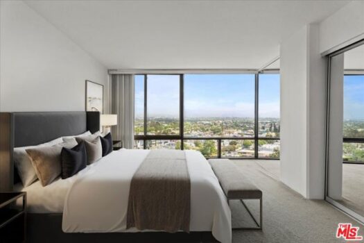 4316 Marina City Drive 1031