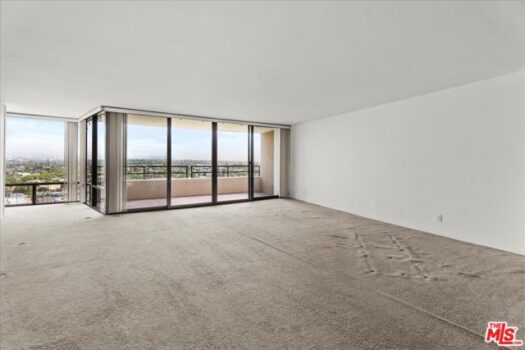 4316 Marina City Drive 1031